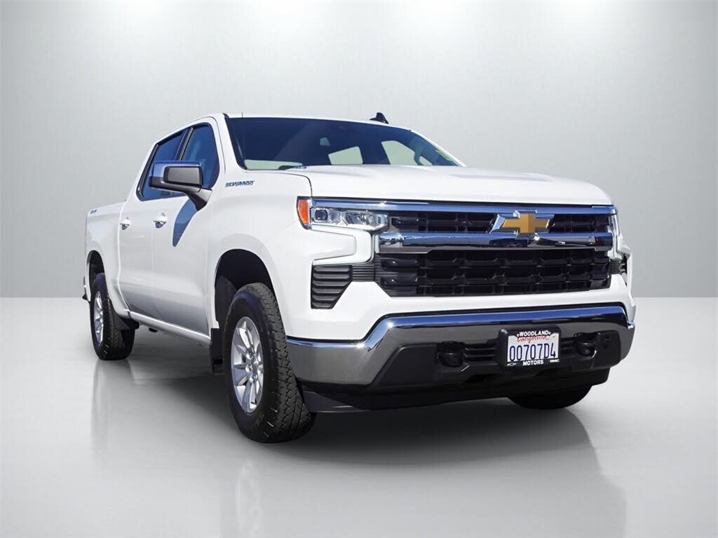 2025 CHEVROLET Silverado