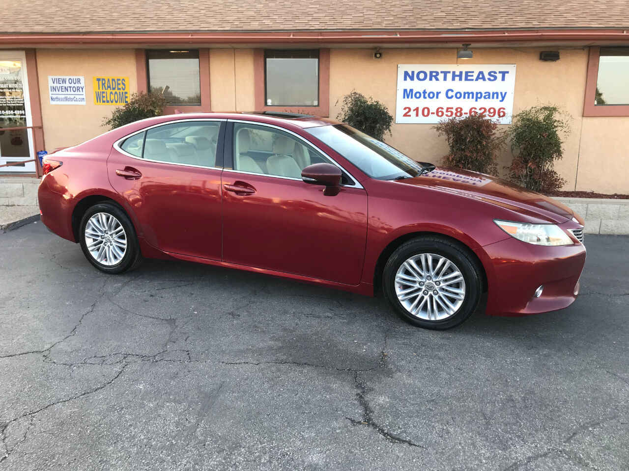 Lexus ES