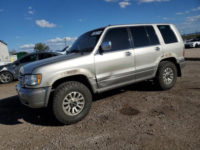 Isuzu Trooper