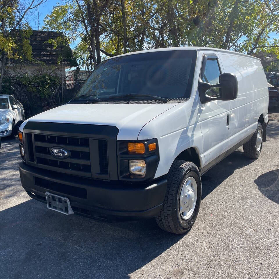 Ford E-250