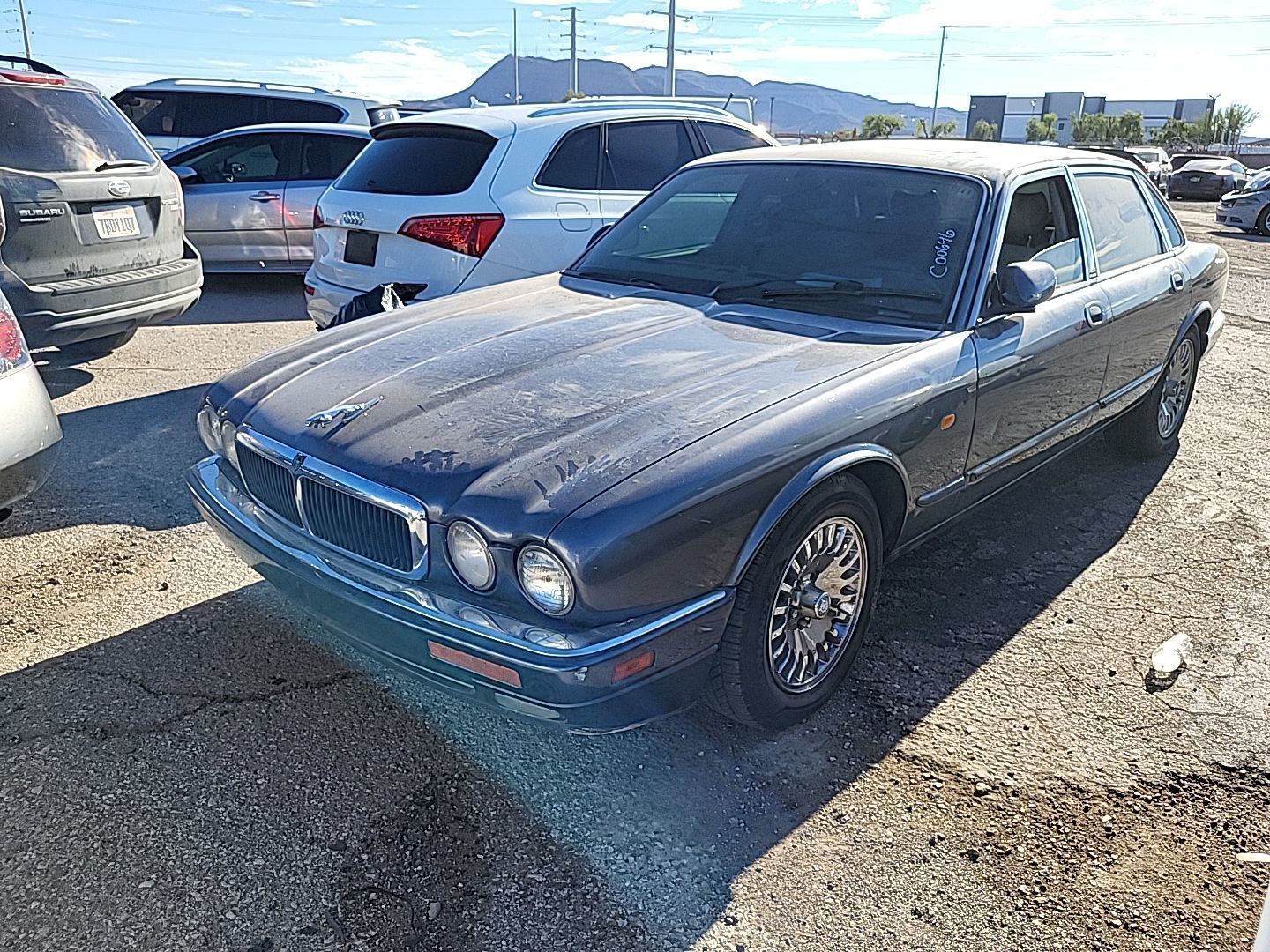 Jaguar XJ6