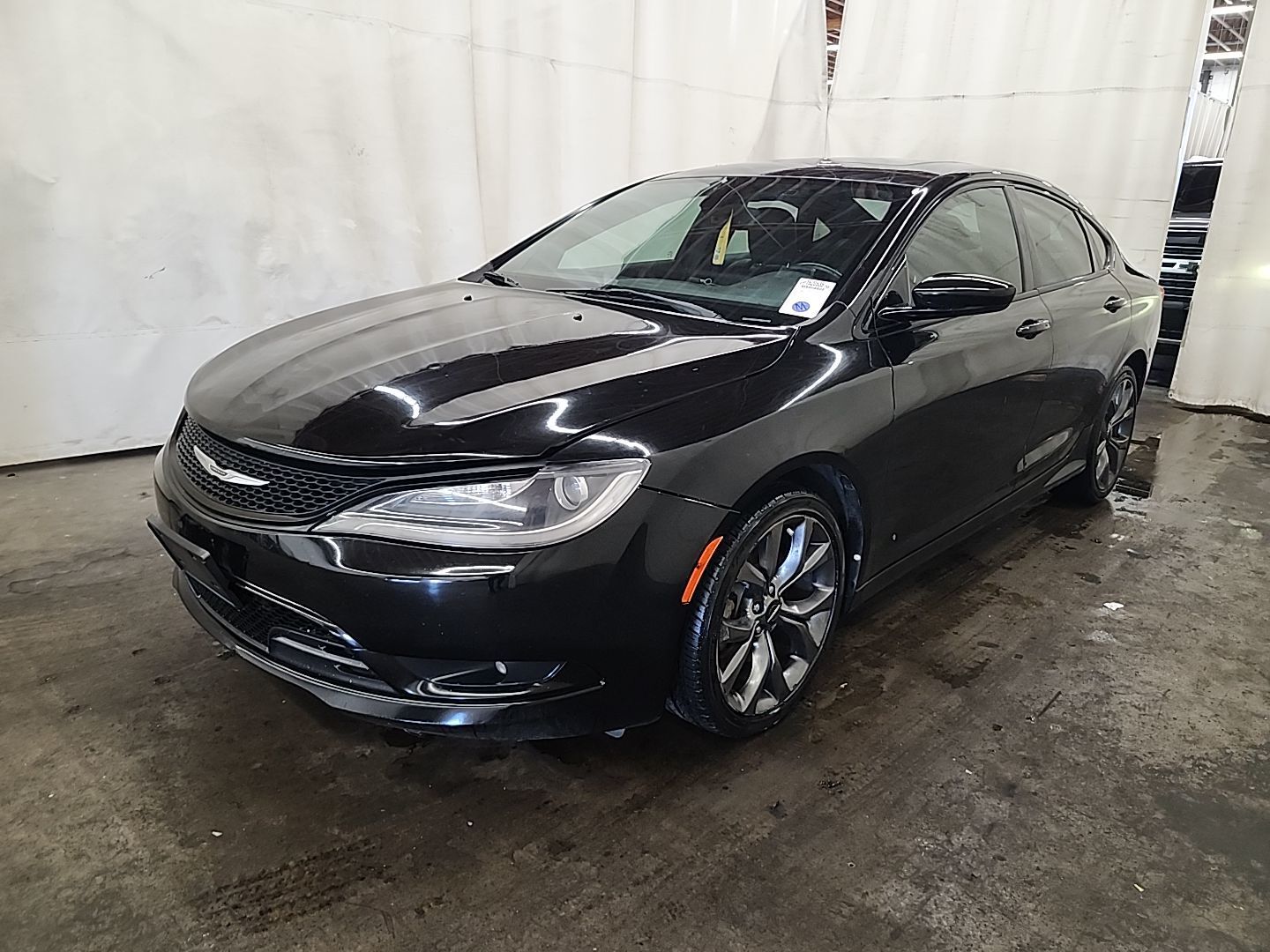Chrysler 200
