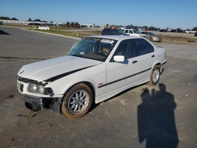 BMW 328i