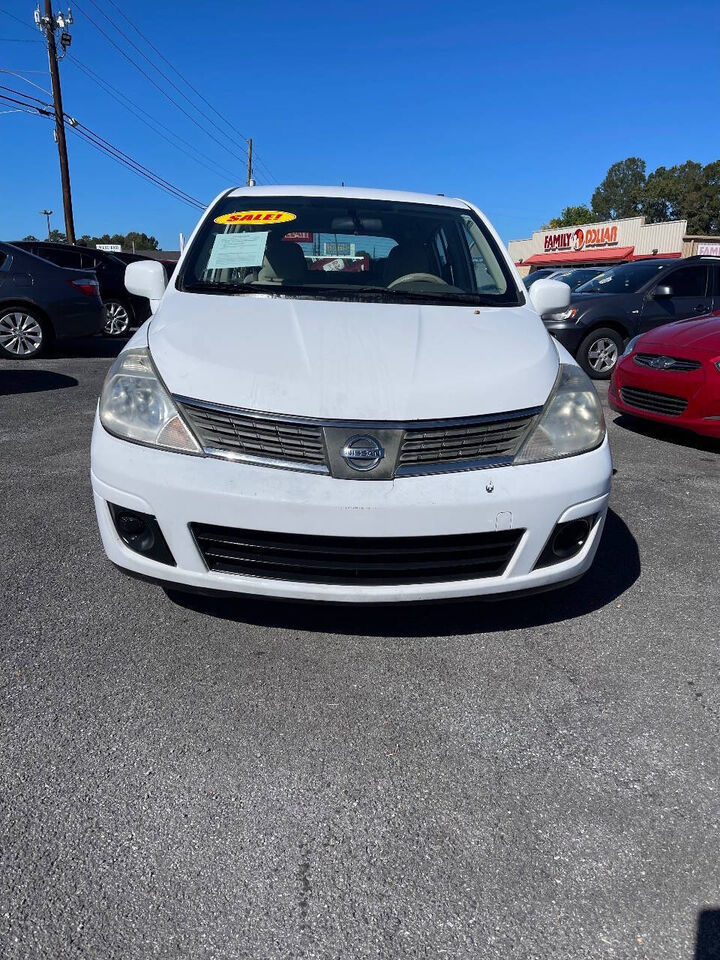 2009 NISSAN Versa