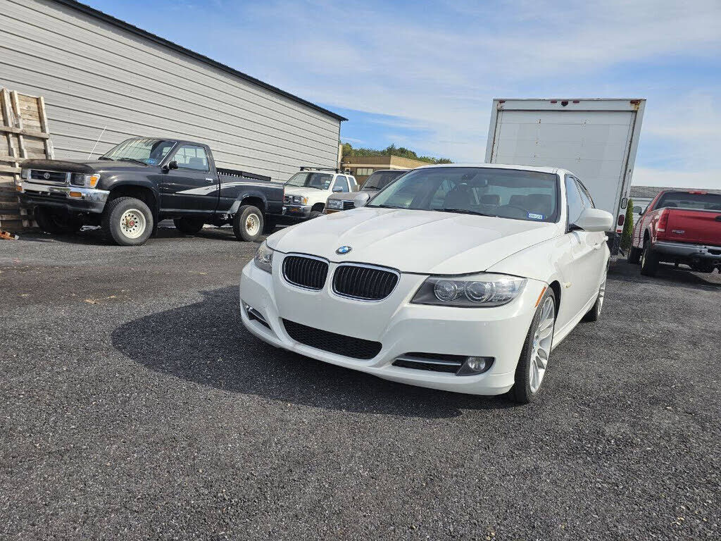2011 BMW 3 Series