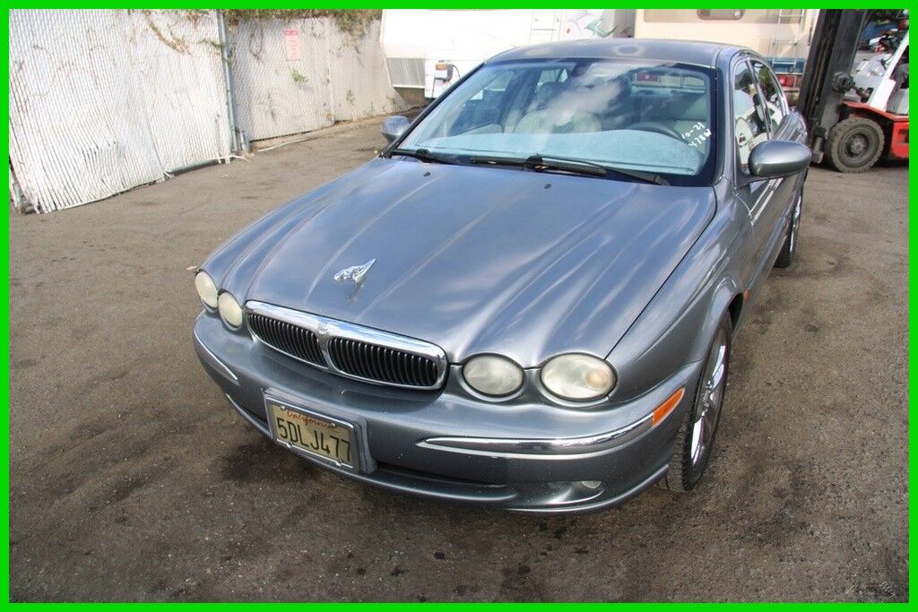 Jaguar X-Type