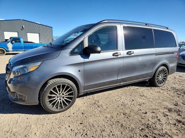 Mercedes-Benz METRIS