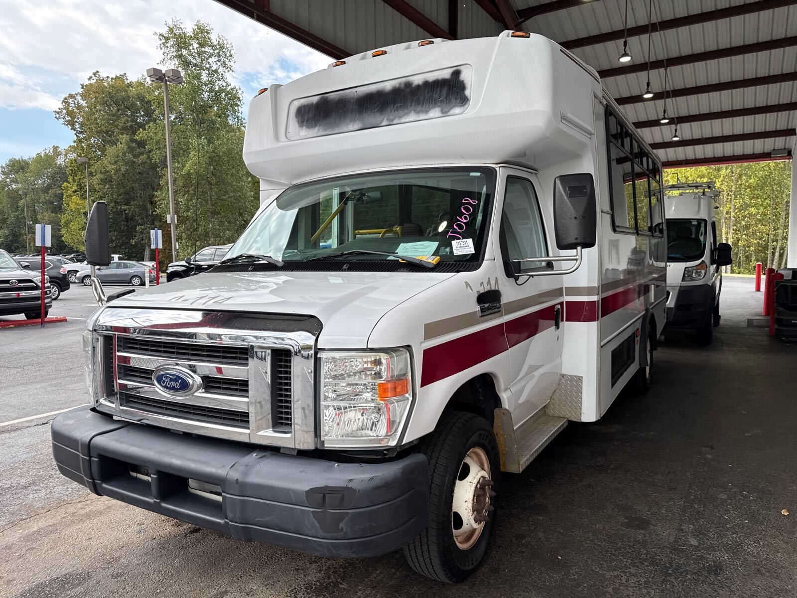 Ford E-450