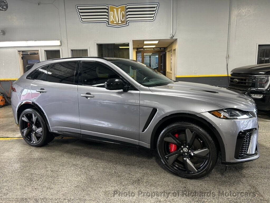 2024 JAGUAR F-Pace