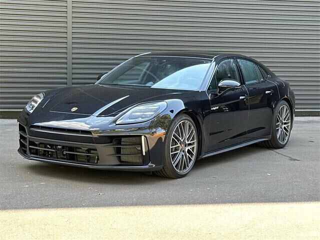 2025 PORSCHE Panamera