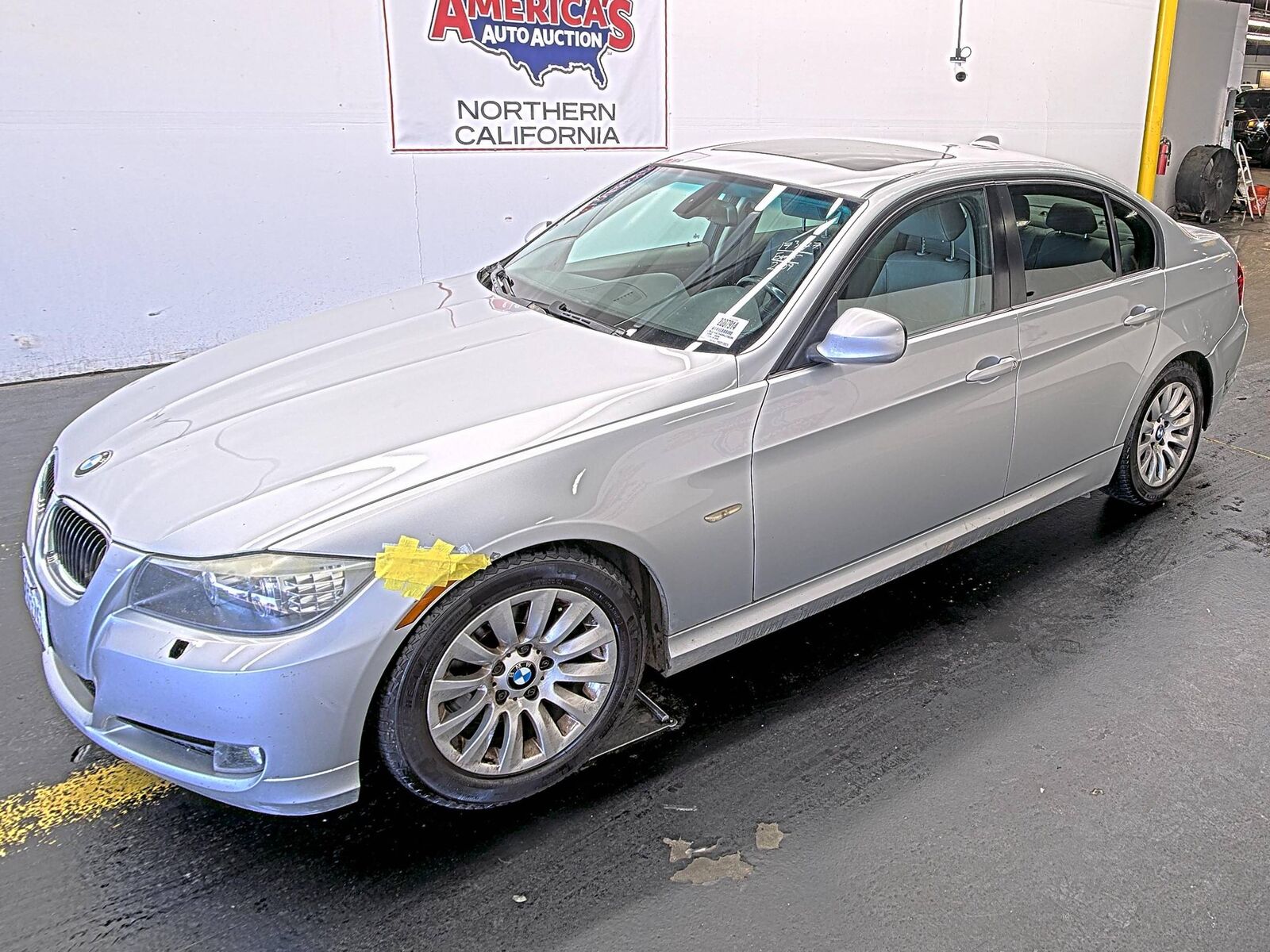 BMW 328i