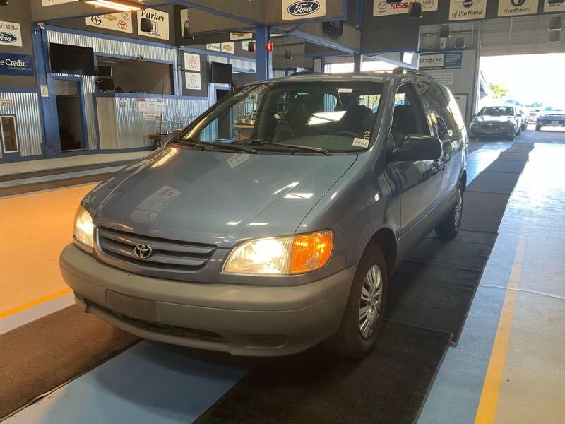 Toyota Sienna