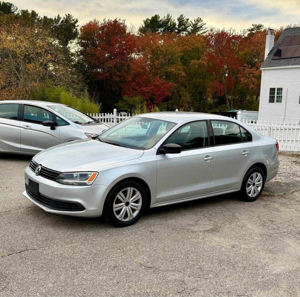 2011 VOLKSWAGEN Jetta