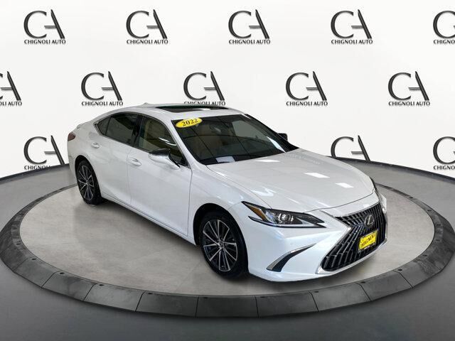 2022 LEXUS ES