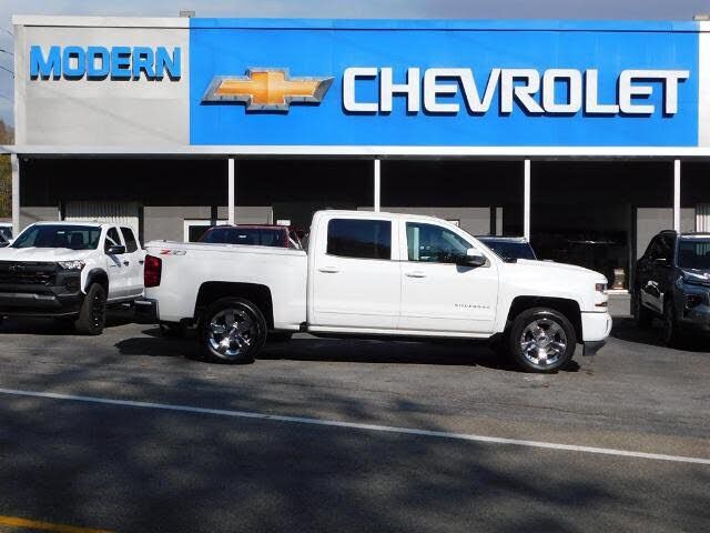 2018 CHEVROLET Silverado
