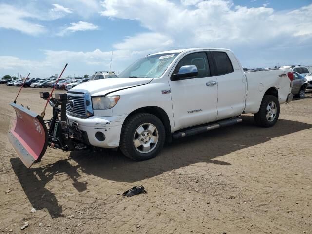 Toyota Tundra