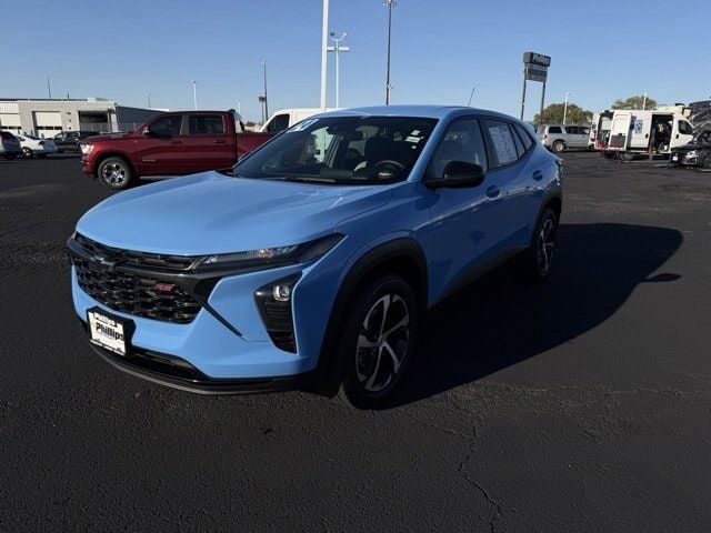 2024 CHEVROLET Trax