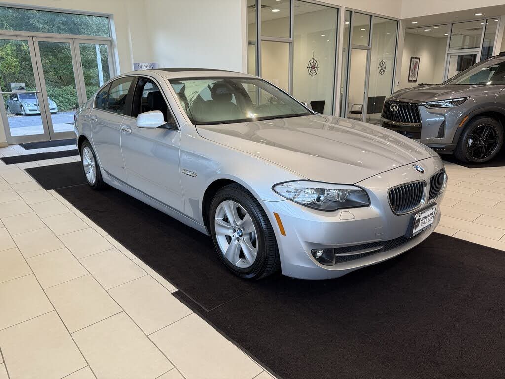 BMW 528i