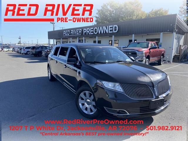 Lincoln MKT