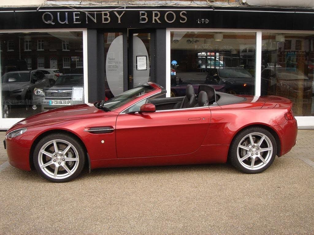 Aston Martin V8 Vantage