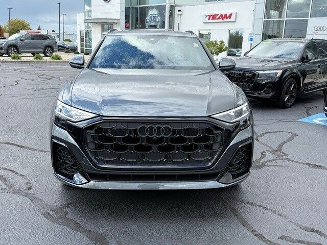2026 Audi Q8