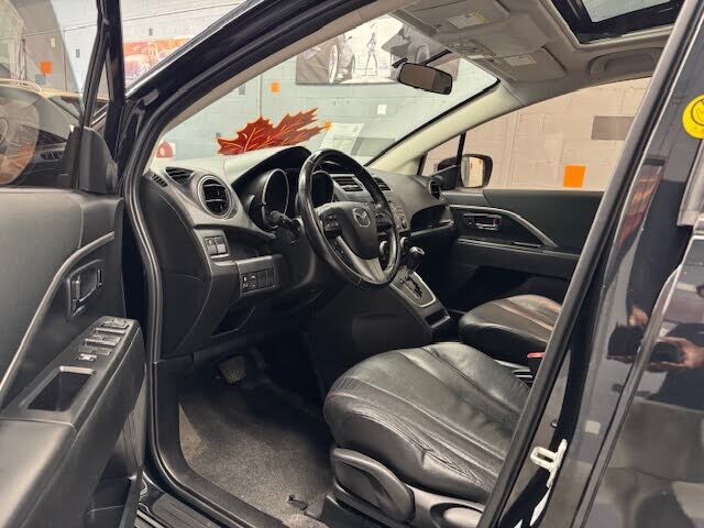 Mazda Mazda5