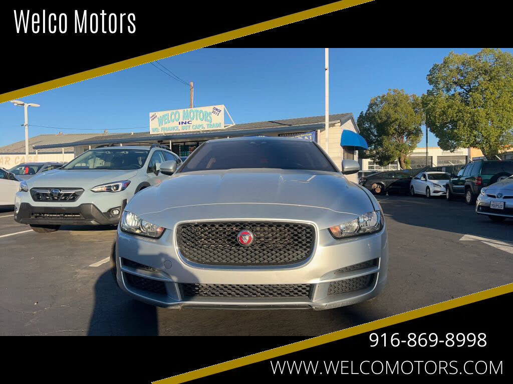 2019 JAGUAR XE