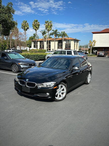 BMW 320i