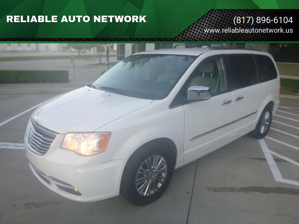 Chrysler Town and Country