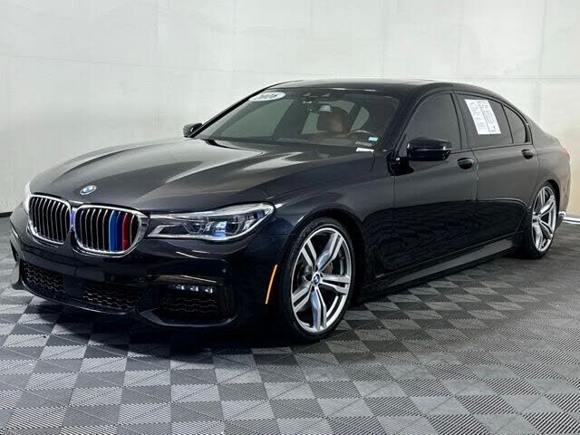 2016 BMW 750i