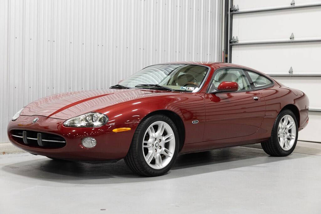 Jaguar XK8