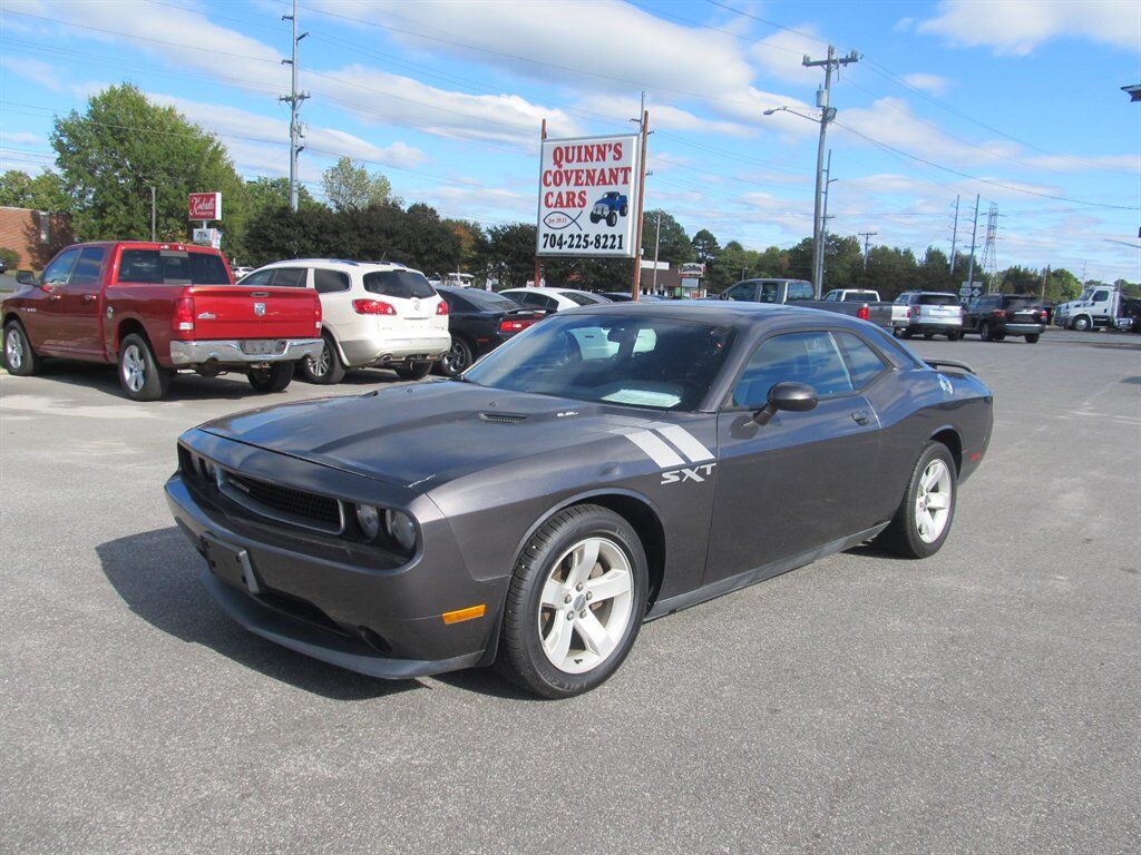 2013 DODGE Challenger