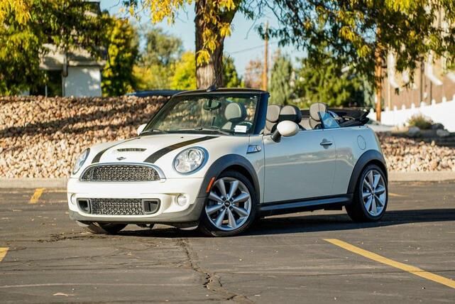 MINI Cooper Convertible