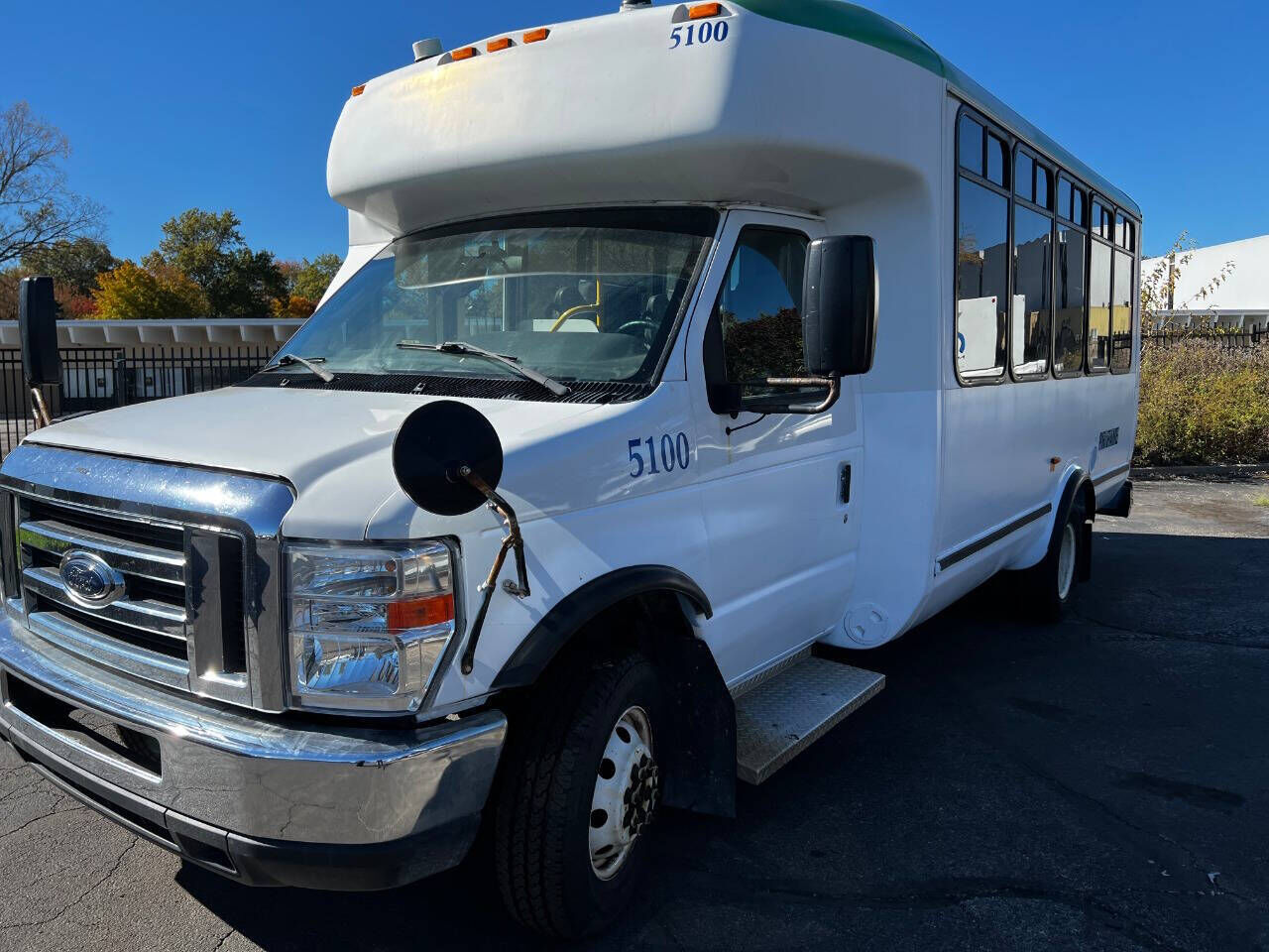 2016 FORD E-450