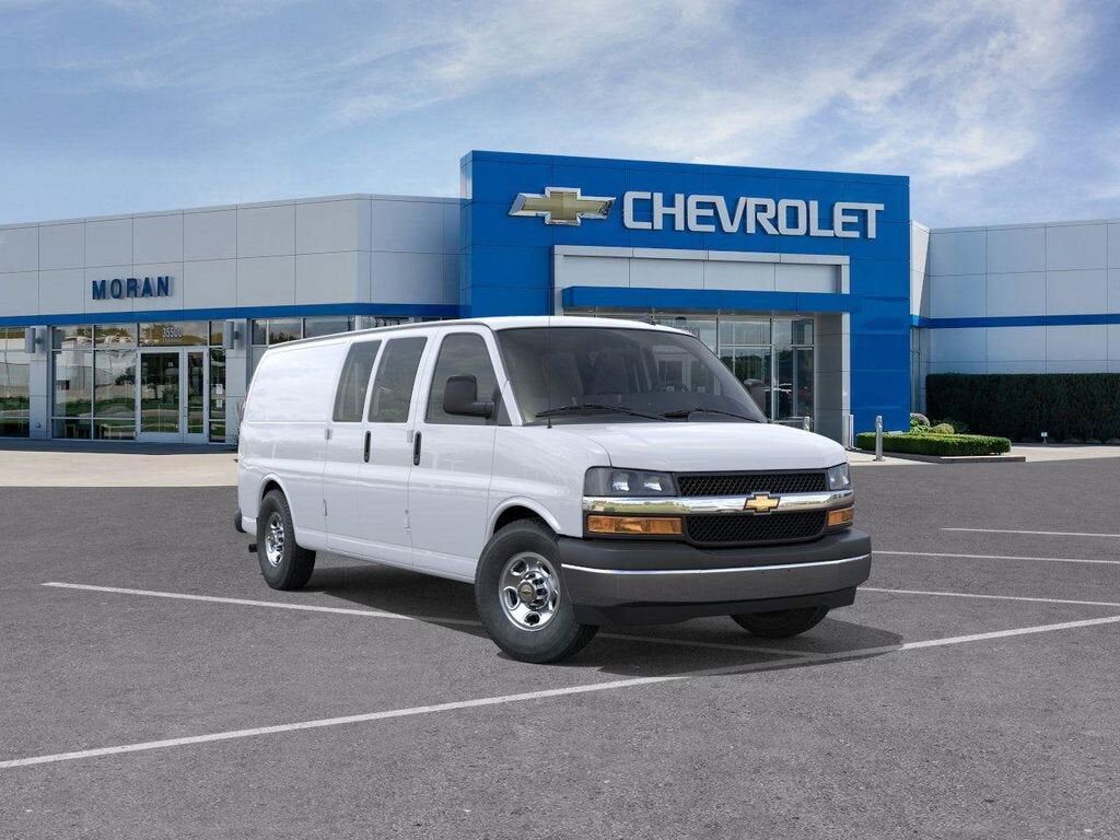 2025 CHEVROLET Express