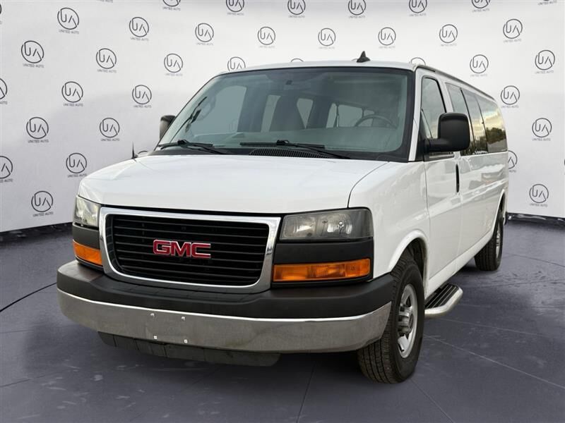 2016 GMC Savana