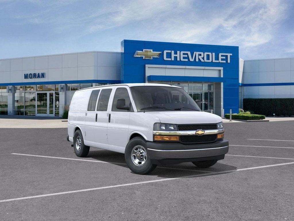 2025 CHEVROLET Express