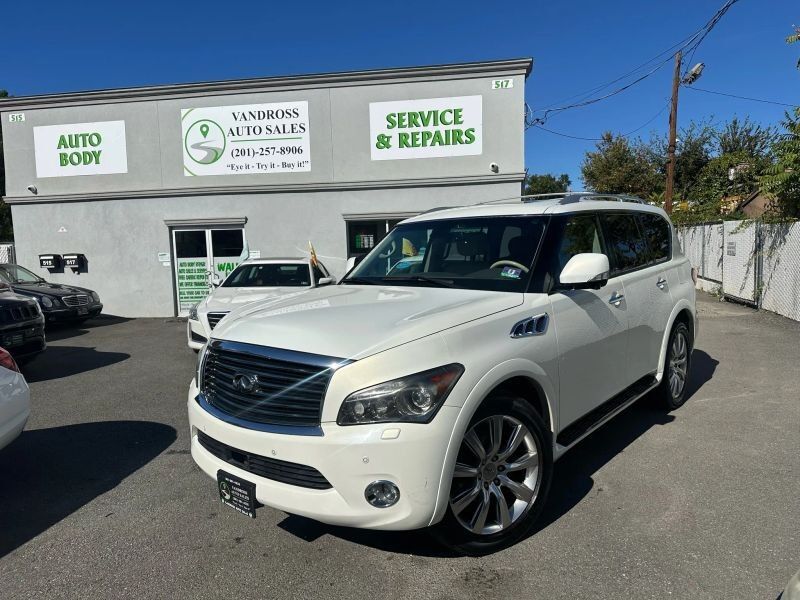 Infiniti QX80