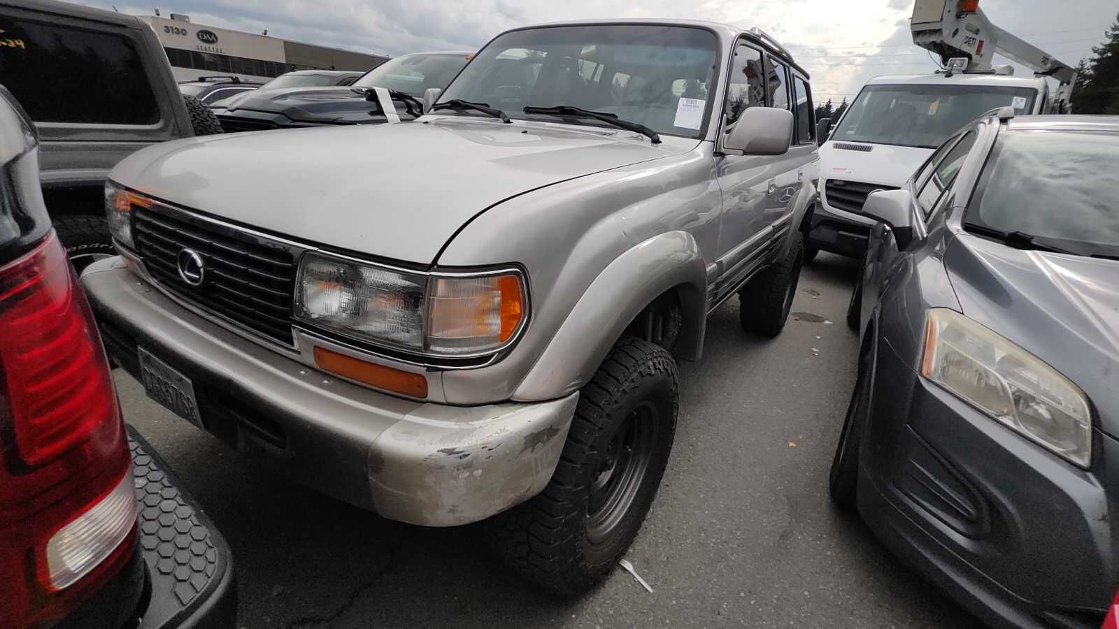 Lexus LX