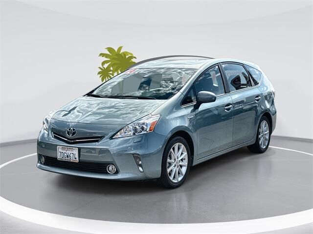 Toyota Prius V