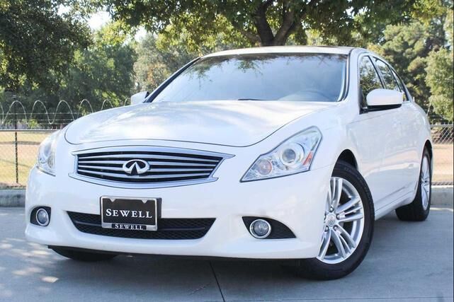 Infiniti G37