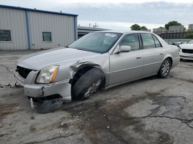Cadillac DTS
