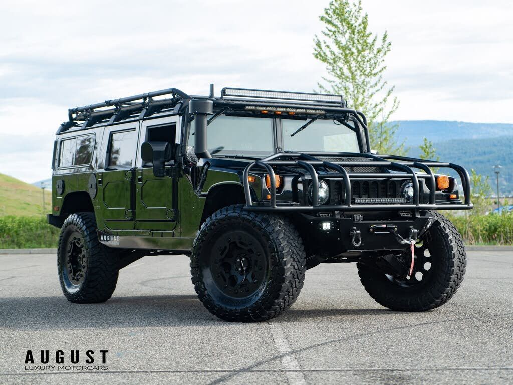 HUMMER H1