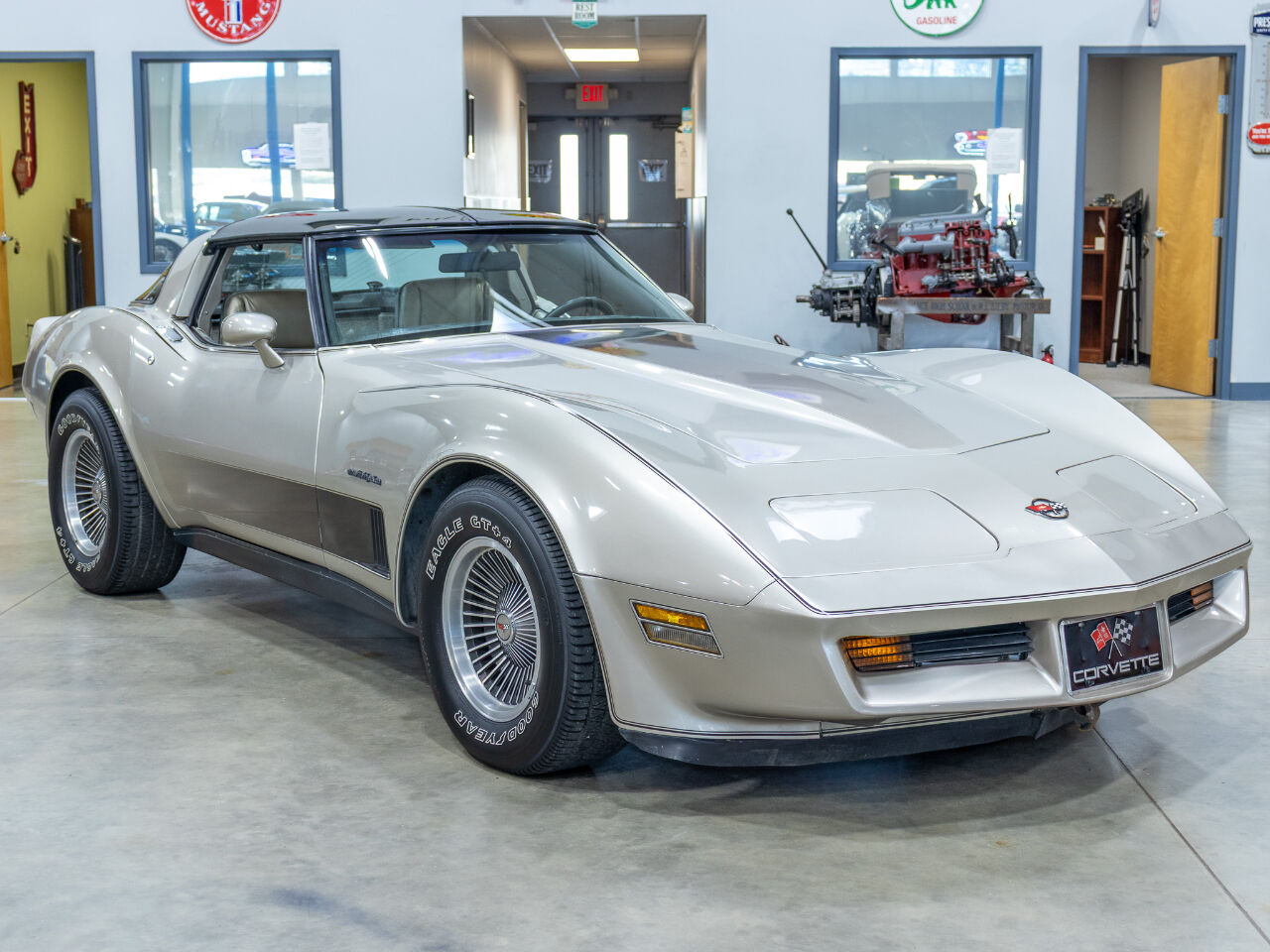 1982 CHEVROLET Corvette