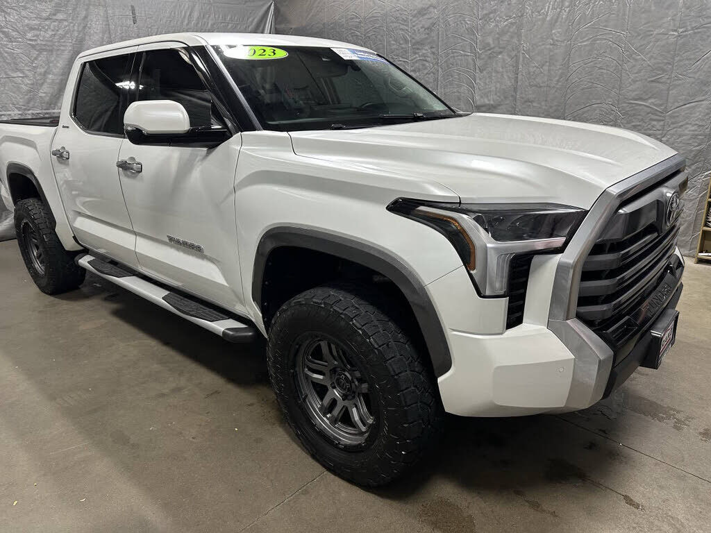 2023 TOYOTA Tundra