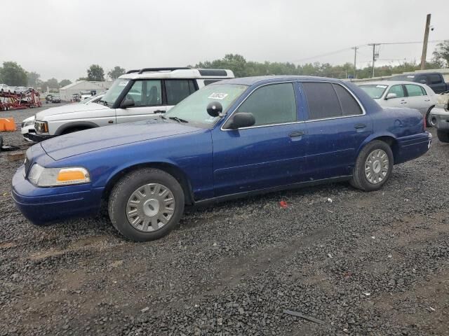 Ford Crown Victoria