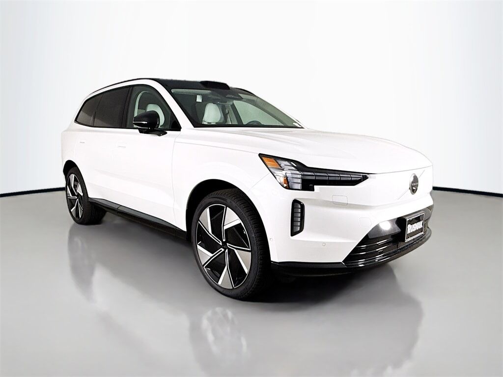 2025 VOLVO EX90