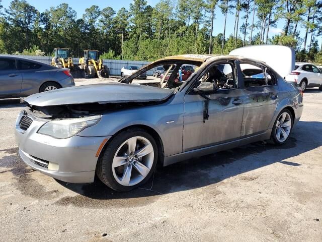 BMW 528i