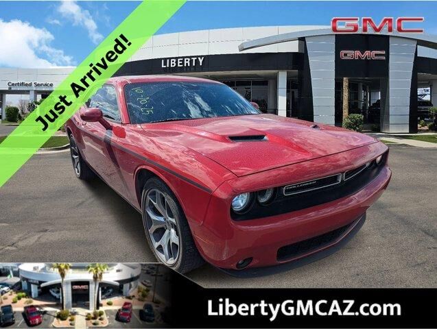 2016 DODGE Challenger