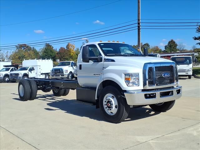 2026 FORD F-750